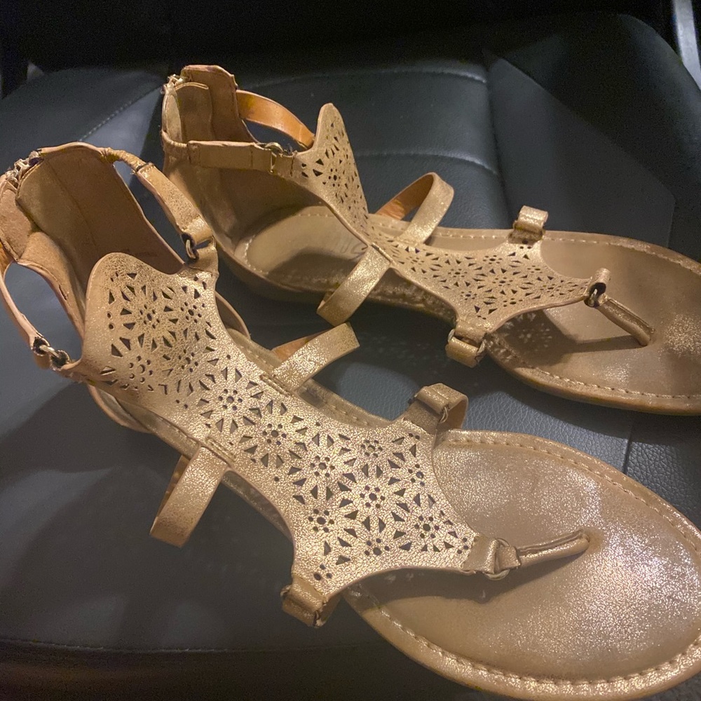 Sandals - Picture 3 of 6